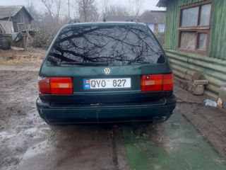 Volkswagen Passat foto 4