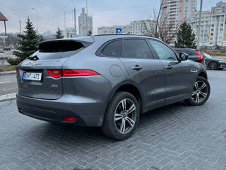 Jaguar F-PACE foto 3