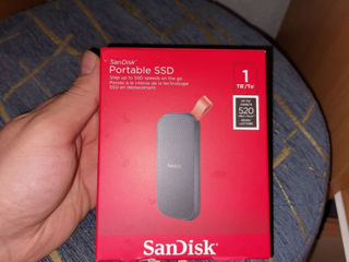 Портативный новый SSD SanDisk 1Tb