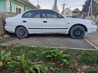 Toyota Carina foto 2