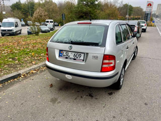 Skoda Fabia foto 3