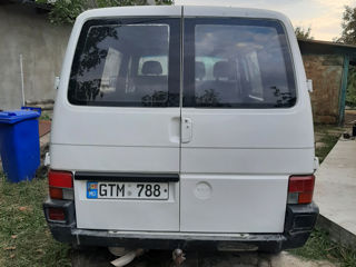 Volkswagen Transporter foto 2