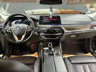 BMW 5 Series foto 6