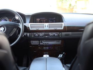 BMW 7 Series foto 4