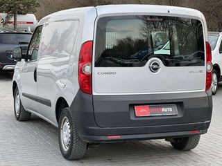 Opel Combo foto 5