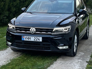 Volkswagen Tiguan foto 2