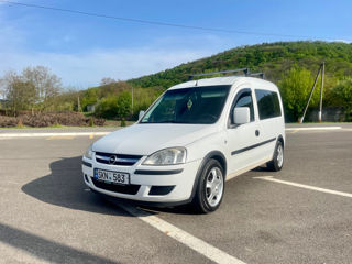 Opel Combo foto 2