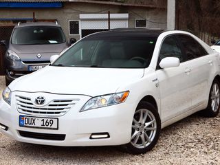 Toyota Camry foto 1