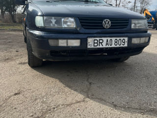 Volkswagen Passat foto 3