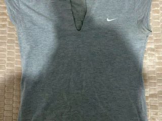 Tricou Nike purtat de câteva ori doar 100