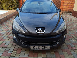 Peugeot 308 foto 2