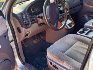 KIA Carnival foto 5