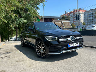 Mercedes GLC foto 1