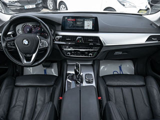 BMW 5 Series foto 6