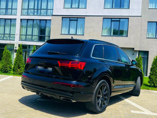 Audi Q7 foto 6