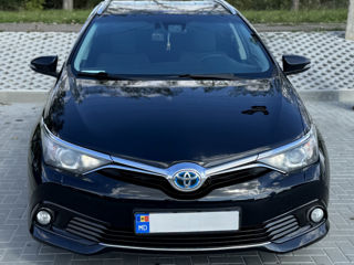 Toyota Auris foto 1