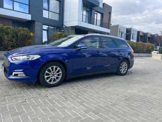 Ford Mondeo foto 1