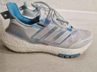 Кроссовки Adidas Oригинал!  Adidas Ultraboost 22 COLD.RDY Running Shoes Ladies. foto 6