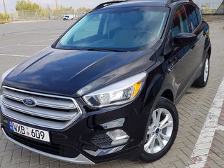 Ford Escape foto 1