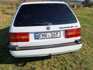 Volkswagen Passat foto 2