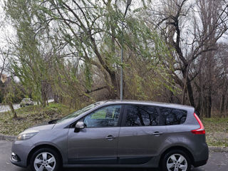 Renault Grand Scenic foto 3