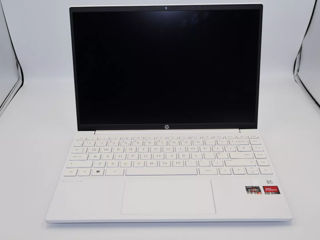 Laptop portabil HP Pavilion Aero 13 Ryzen 5 5600U, 16GB RAM, 256GB SSD