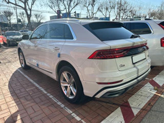 Audi Q8 foto 4