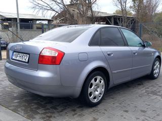 Audi A4 foto 4