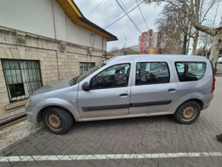 Dacia Logan foto 3