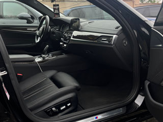 BMW 5 Series foto 9