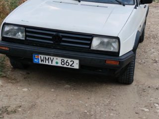 Volkswagen Jetta foto 4