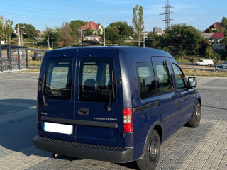 Opel Combo foto 2