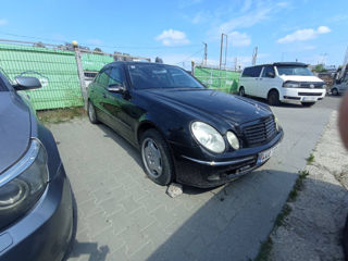 Mercedes E-Class foto 2