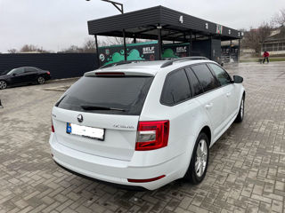 Skoda Octavia foto 3