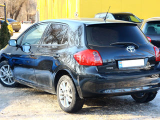 Toyota Auris foto 4