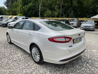 Ford Fusion foto 5