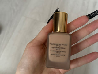 Estee Lauder Double Wear foto 2