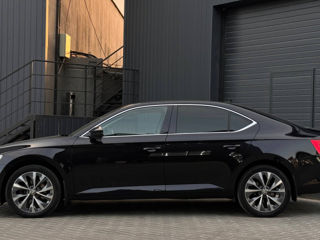 Skoda Superb фото 4