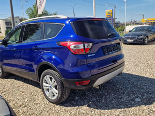 Ford Kuga foto 7