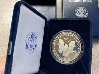 Монета , серебро «один доллар» 2006 г foto 1