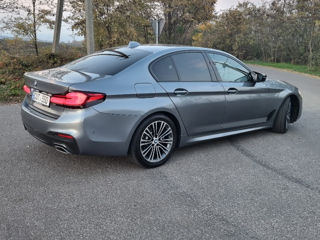 BMW 5 Series foto 2