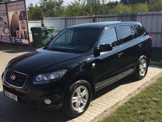 Hyundai Santa FE foto 1