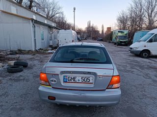 Hyundai Accent foto 4