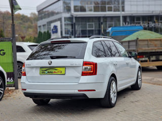 Skoda Octavia foto 6