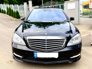 Mercedes S-Class foto 2