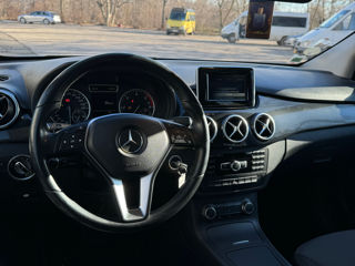 Mercedes B-Class foto 13