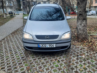 Opel Zafira foto 8