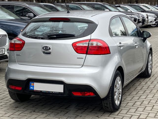 KIA Rio foto 3