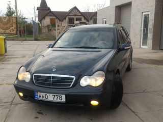 Mercedes C Class foto 1