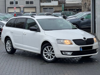 Skoda Octavia foto 3